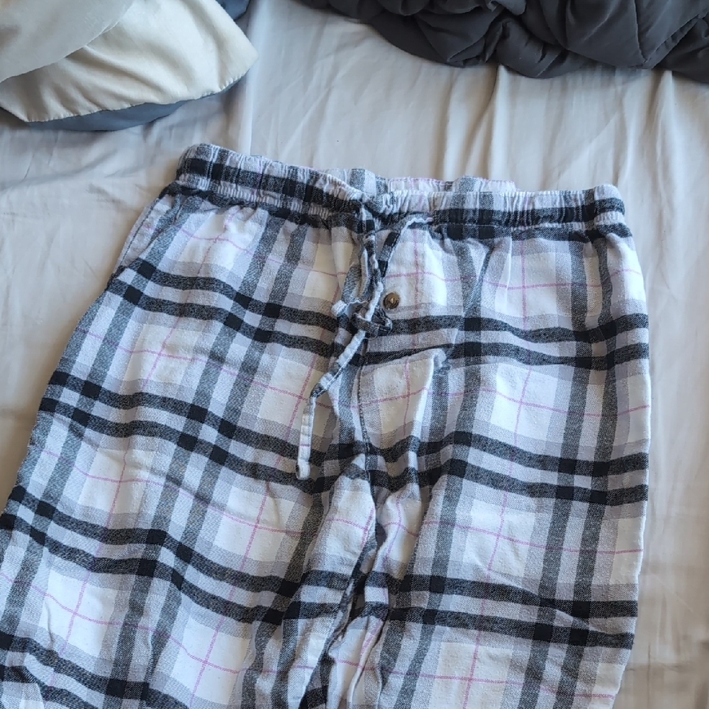 Ariella Black and White Plaid Pants